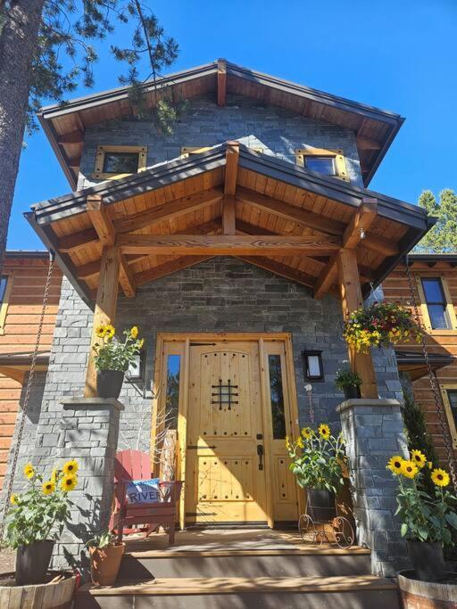 Beautiful Riverfront Near Mt Bachelor With Hot Tub Bend Exterior foto